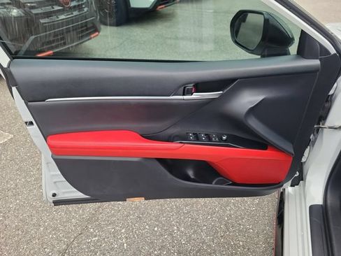 Used 2019 Toyota Camry XSE FWD image 14