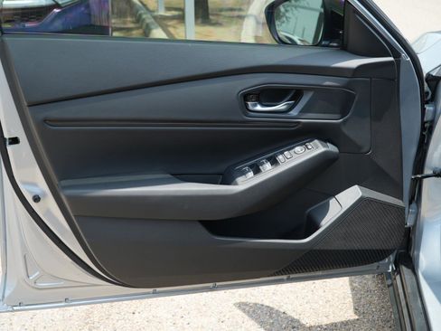 Used 2025 Honda Accord SE image 11