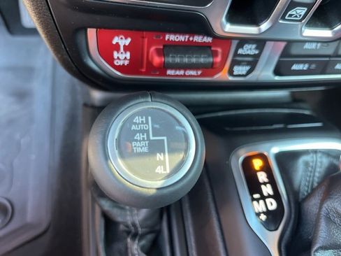 Used 2024 Jeep Wrangler Unlimited Rubicon 392 image 29