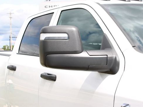 Used 2025 RAM 3500 Tradesman AWD/4WD image 2