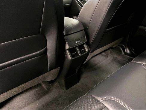 Used 2025 Chevrolet Equinox LT w/ Convenience Package II AWD/4WD image 27