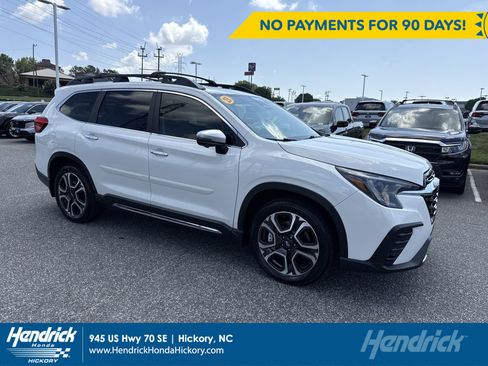 Used 2023 Subaru Ascent Touring AWD/4WD image 1