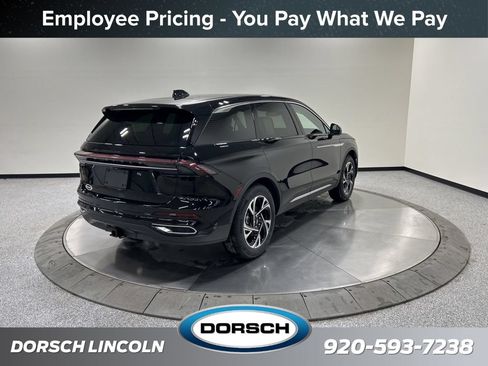 New 2026 Lincoln Nautilus Premier w/ Equipment Group 102A AWD/4WD image 3