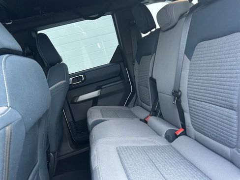 Used 2023 Ford Bronco Outer Banks w/ Sasquatch Package image 9