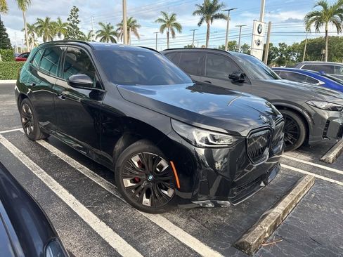 Used 2025 BMW X3 xDrive30i w/ Premium Package AWD/4WD image 4