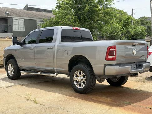 Used 2024 RAM 2500 Laramie AWD/4WD image 4