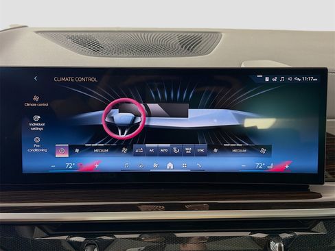 New 2026 BMW X5 xDrive40i w/ Climate Comfort Package image 19