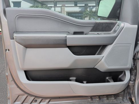 Used 2022 Ford F150 XLT w/ Equipment Group 301A Mid RWD image 8
