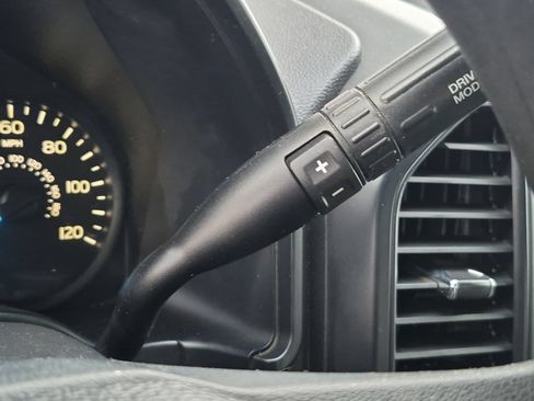 Used 2018 Ford F150 XL w/ Equipment Group 101A Mid AWD/4WD image 19