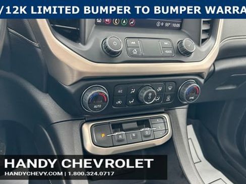 Certified 2022 GMC Acadia Denali w/ Black Diamond Edition AWD/4WD image 24