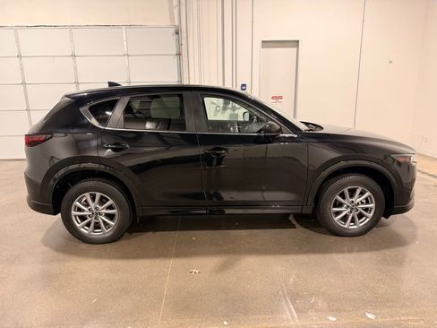 Used 2024 MAZDA CX-5 AWD 2.5 S w/ Select Package image 4