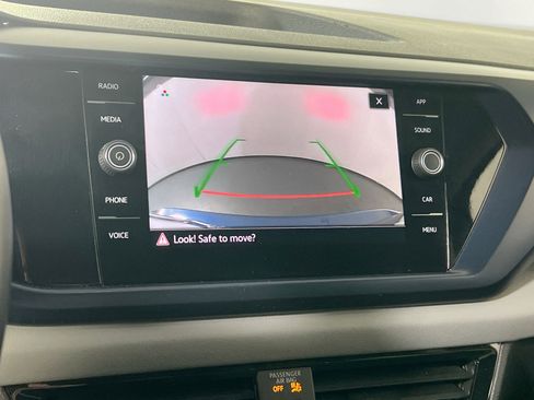 Used 2022 Volkswagen Taos SE image 13