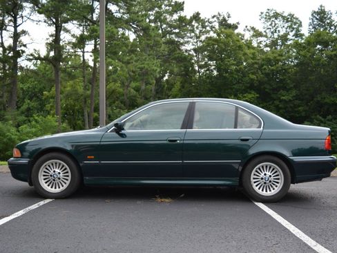 Used 1999 BMW 540i Sedan RWD image 8