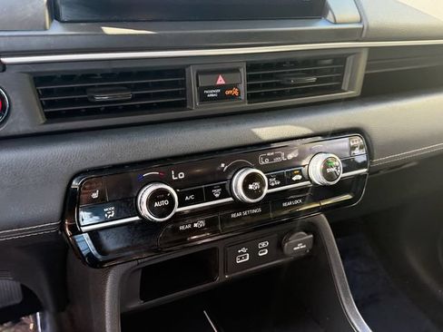 Used 2024 Honda Pilot EX-L image 25