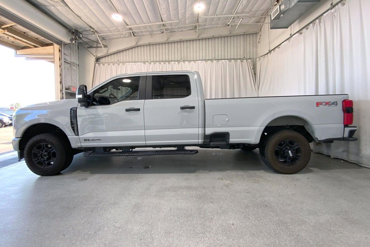 Used 2025 Ford F350 XL w/ STX Appearance Package AWD/4WD image 26