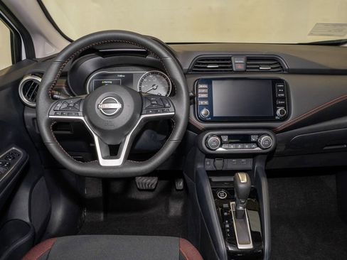 New 2025 Nissan Versa SR w/ Trunk Package image 7