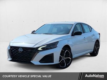 New 2025 Nissan Altima 2.5 SR