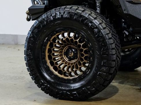 Used 2025 Jeep Gladiator Rubicon w/ Safety Group image 14