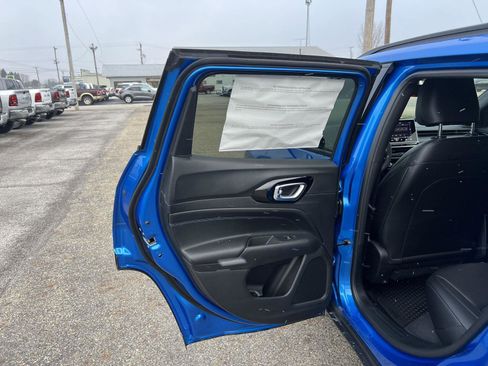 New 2026 Jeep Compass Latitude image 25