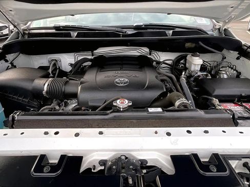 Used 2019 Toyota Tundra Limited image 12