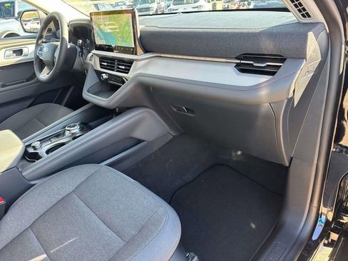 New 2026 Ford Explorer Active image 15