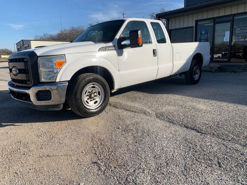 Used 2014 Ford F250 XL w/ Power Equipment Group image 6