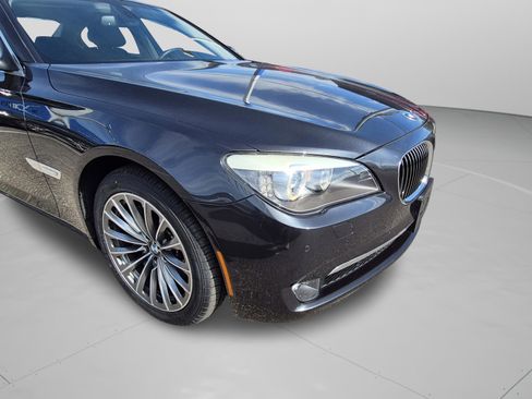 Used 2011 BMW 740i RWD image 34