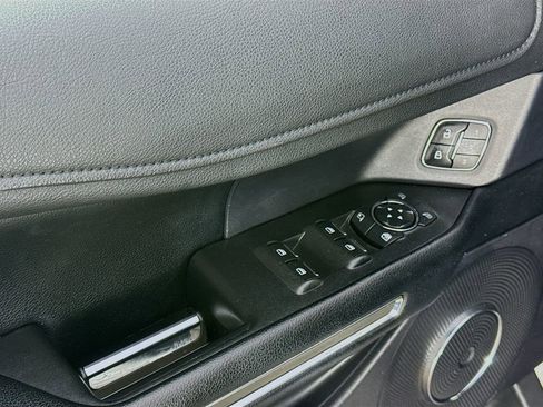 Used 2019 Ford Expedition Max XLT w/ Equipment Group 202A AWD/4WD image 20