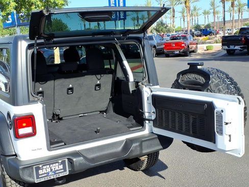 Used 2020 Jeep Wrangler Unlimited Sport AWD/4WD image 16