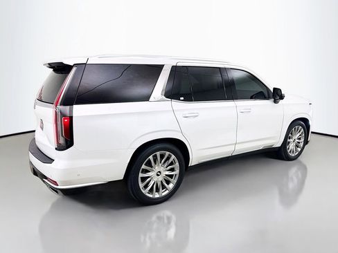 Used 2022 Cadillac Escalade Premium Luxury AWD/4WD image 8