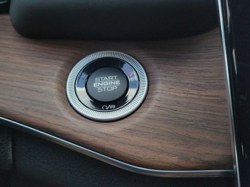 Used 2023 Jeep Grand Cherokee Summit w/ Adv Protech Group IV AWD/4WD image 28