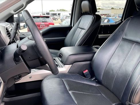 Certified 2020 Ford F250 Lariat w/ Lariat Value Package image 18