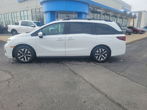 New 2026 Honda Odyssey EX-L image 13