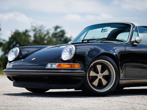 Used 1992 Porsche 911 Targa RWD image 10