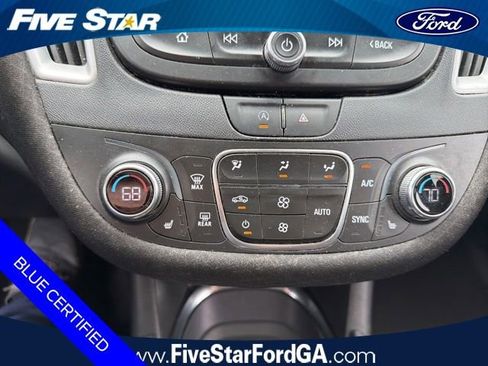 Used 2024 Chevrolet Malibu LT FWD image 22