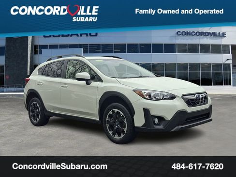 Used 2023 Subaru Crosstrek 2.0i Premium image 1