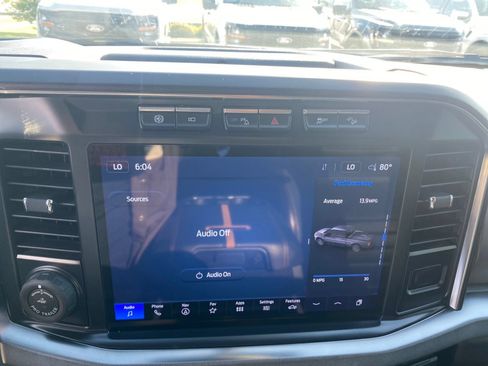 Used 2024 Ford F350 Platinum w/ FX4 Off-Road Package AWD/4WD image 19