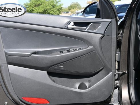Used 2020 Hyundai Tucson Limited FWD image 19