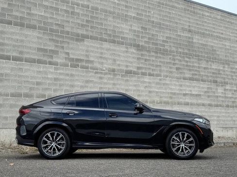 Used 2024 BMW X6 xDrive40i w/ Premium Package AWD/4WD image 2