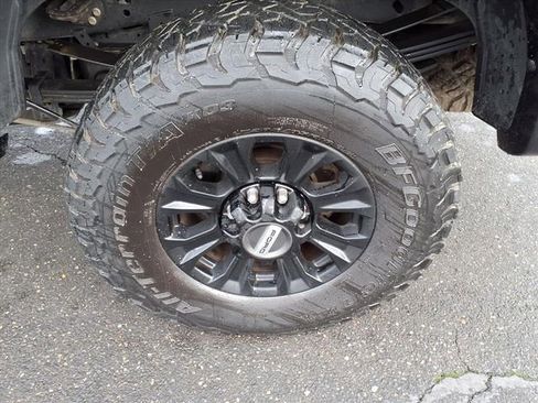 Used 2022 Ford F350 King Ranch w/ Tremor Off-Road Package AWD/4WD image 10