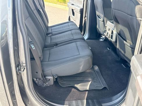 Used 2019 Ford F150 XLT w/ Equipment Group 302A Luxury AWD/4WD image 26