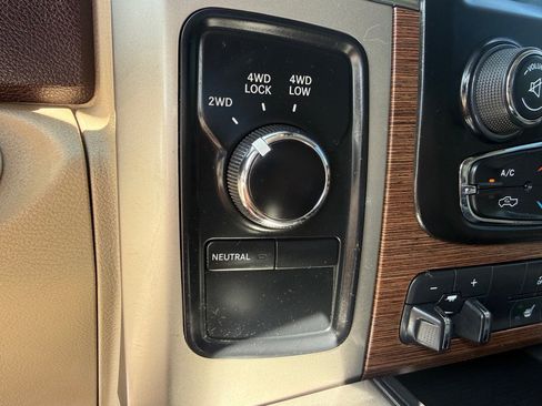 Used 2016 RAM 2500 Laramie AWD/4WD image 34