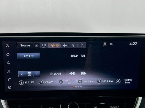 Used 2024 Nissan Altima 2.5 SV w/ SV Premium Package image 19