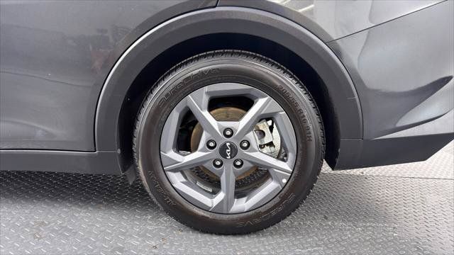 Used 2025 Kia K4 FWD image 36