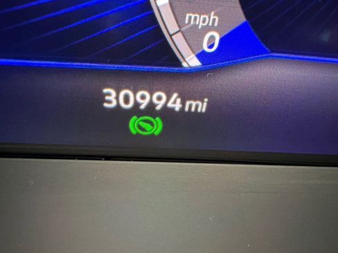 Used 2023 Volkswagen Tiguan S image 18