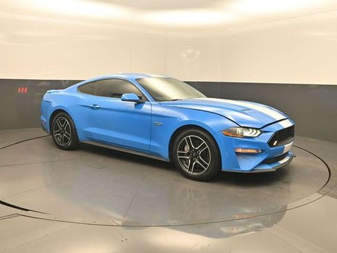 Used 2022 Ford Mustang GT w/ Equipment Group 301A RWD image 32