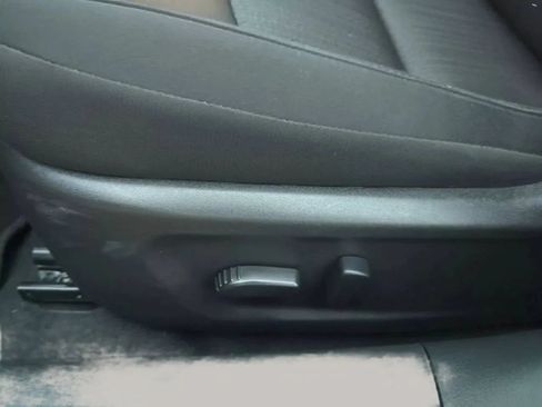 Used 2023 Nissan Altima 2.5 SV FWD image 12