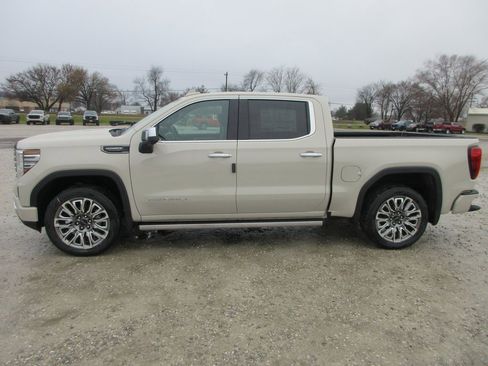 New 2026 GMC Sierra 1500 Denali Ultimate image 9