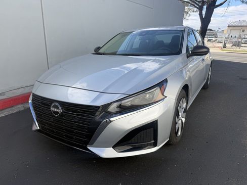 Used 2024 Nissan Altima 2.5 S FWD image 1