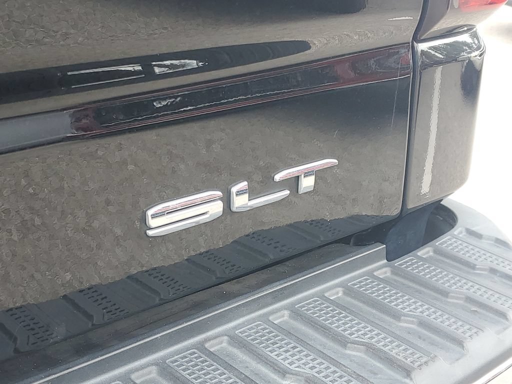 Used 2024 GMC Sierra 1500 SLT w/ SLT Premium Plus Package AWD/4WD image 14